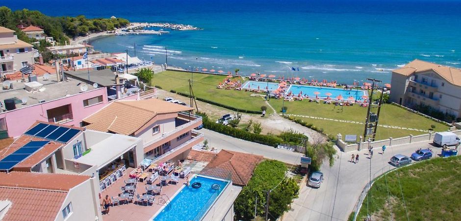 hotels on the beach in tsilivi zante